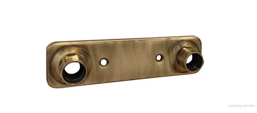 Blandarfäste Duschbyggarna c/c 160 mm för dold rördragning Blandarfäste Duschbyggarna c/c 160 mm för dold rördragning